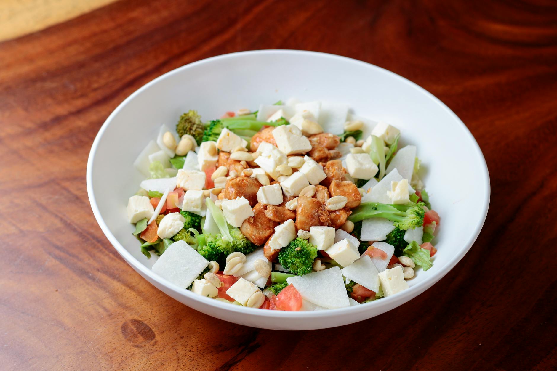 Thai Crunchy Peanut Salad