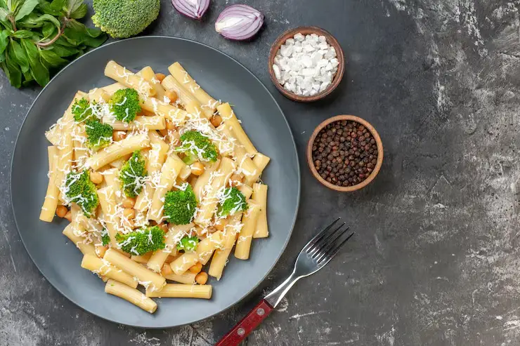 Alfredo Pasta Veg